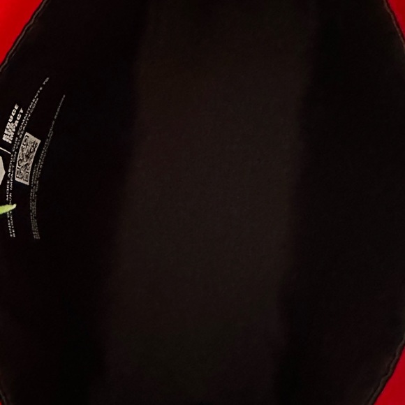 Yves Saint Laurent - Picture 7 of 15